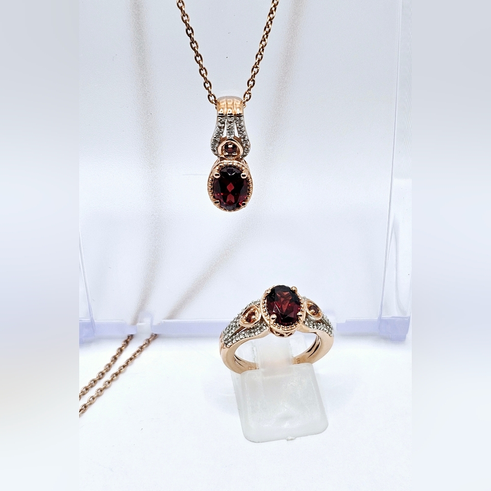 Genuine Red Garnet in 18k Rose Gold/Sterling Silver Size 6!
